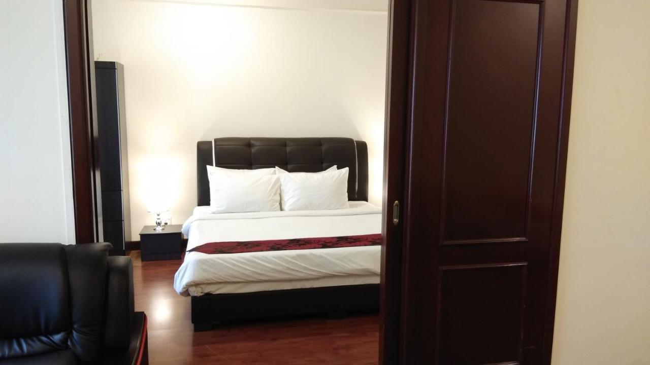 Times Square Service Apartment At Kuala Lumpur Exterior photo