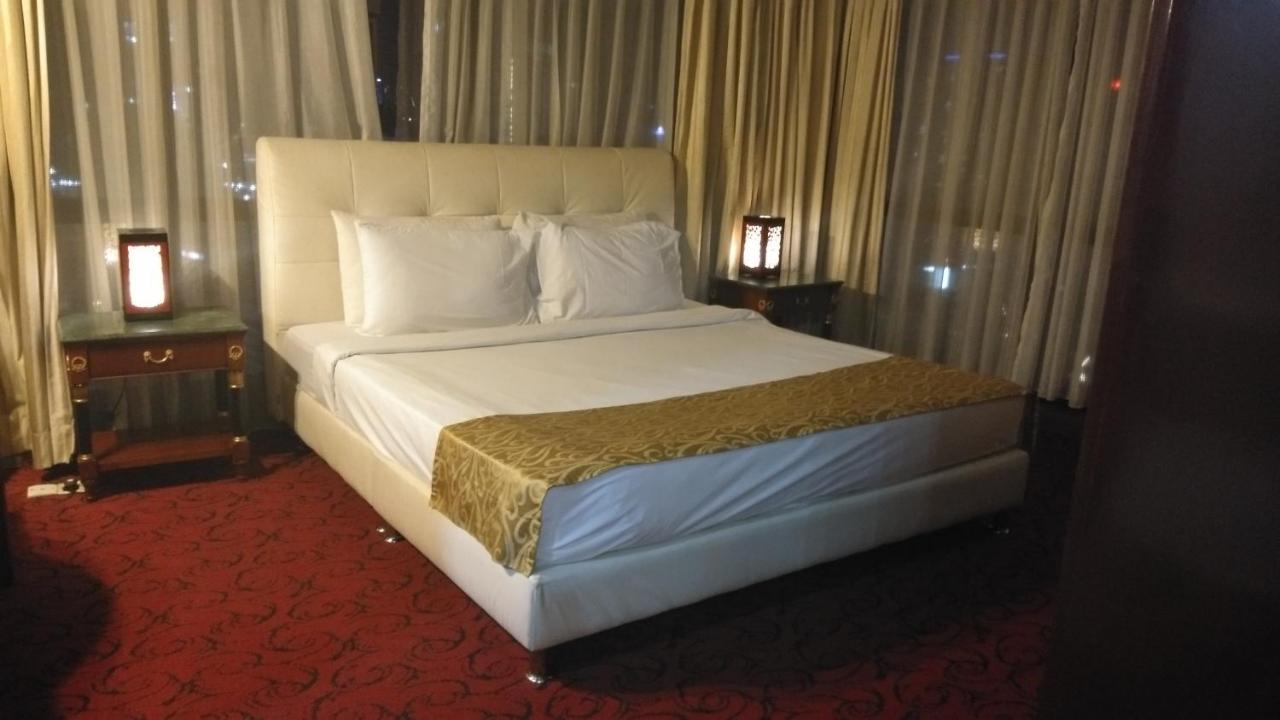 Times Square Service Apartment At Kuala Lumpur Exterior photo